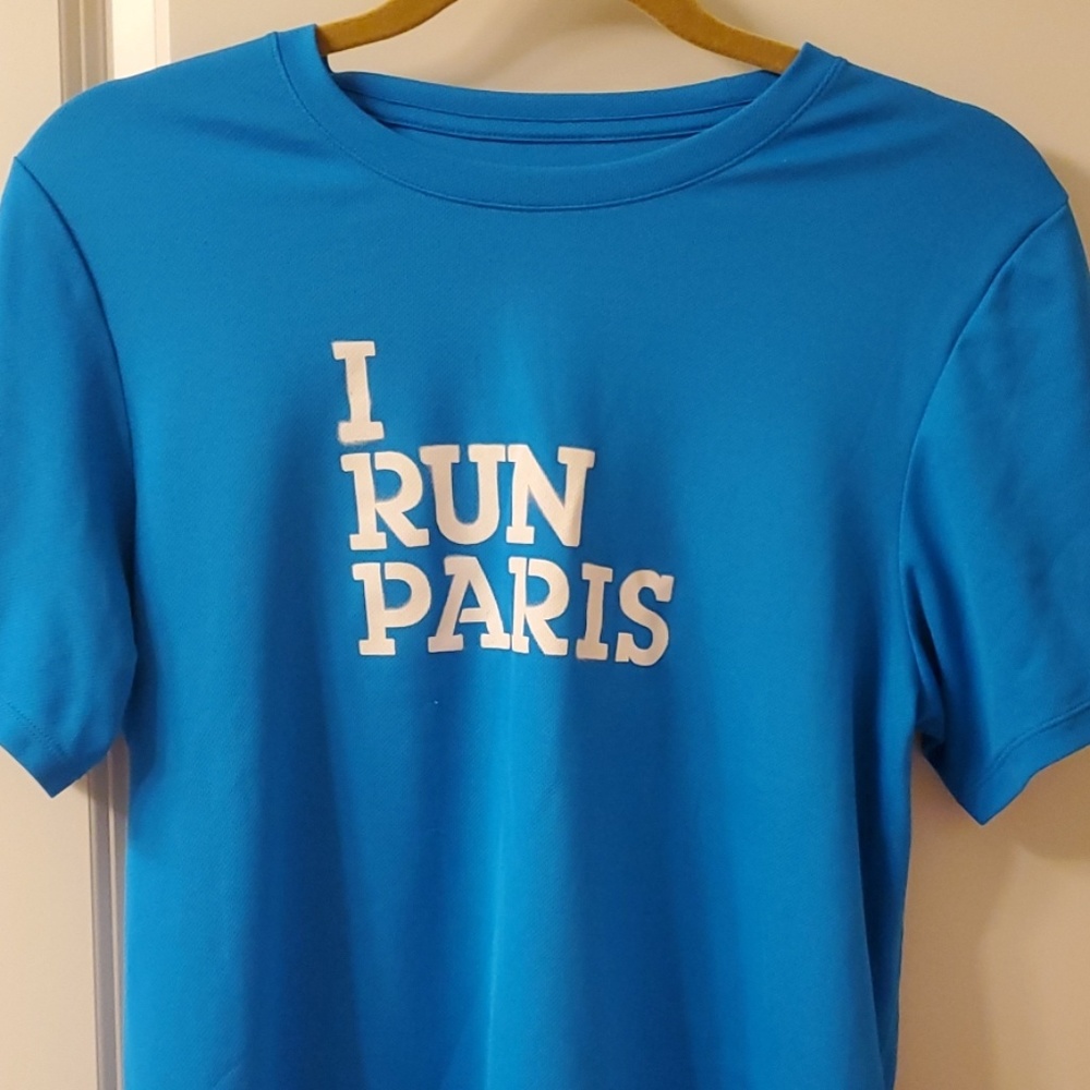Nike dri-fit t-shirt size small
